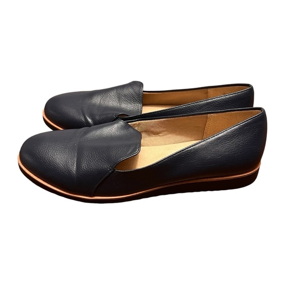 Life Stride Zendaya Faux Leather Loafer Shoes - Picture 2 of 8